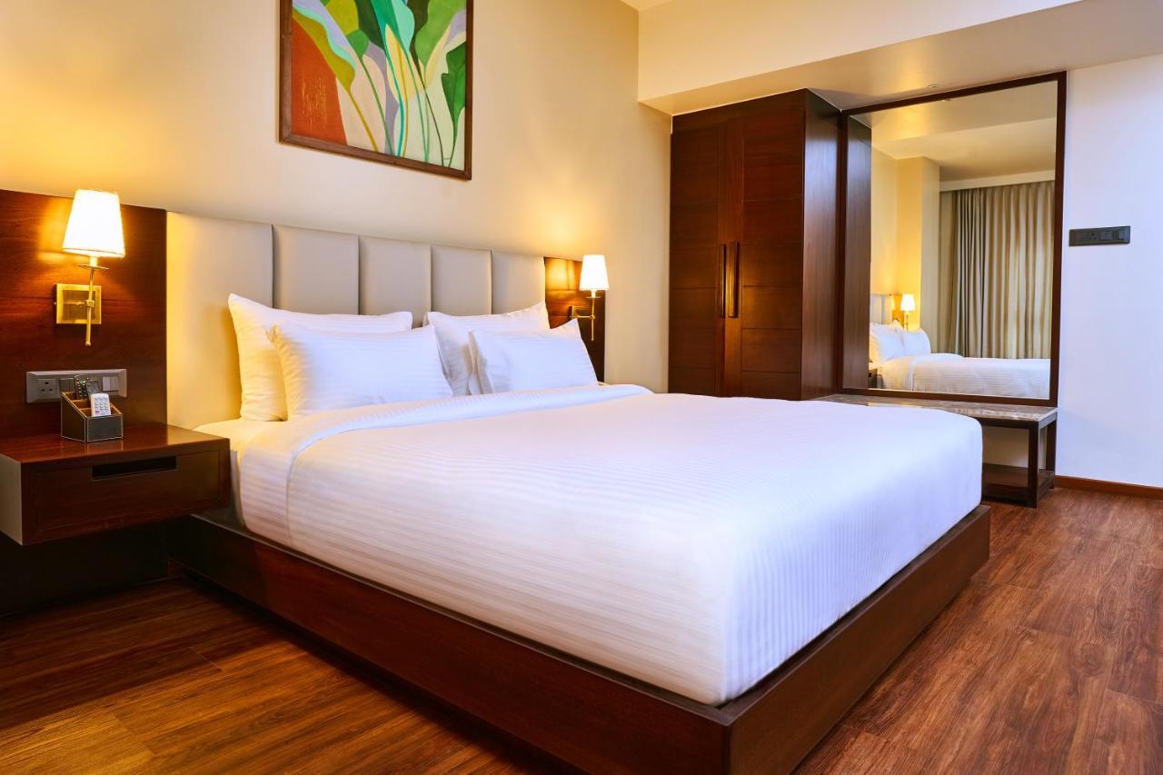 Visthara Hotel Bengaluru Kültér fotó