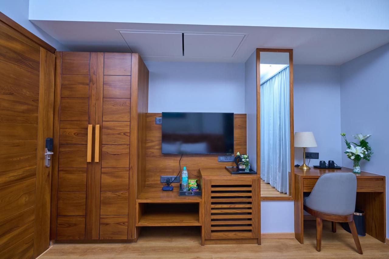 Visthara Hotel Bengaluru Kültér fotó