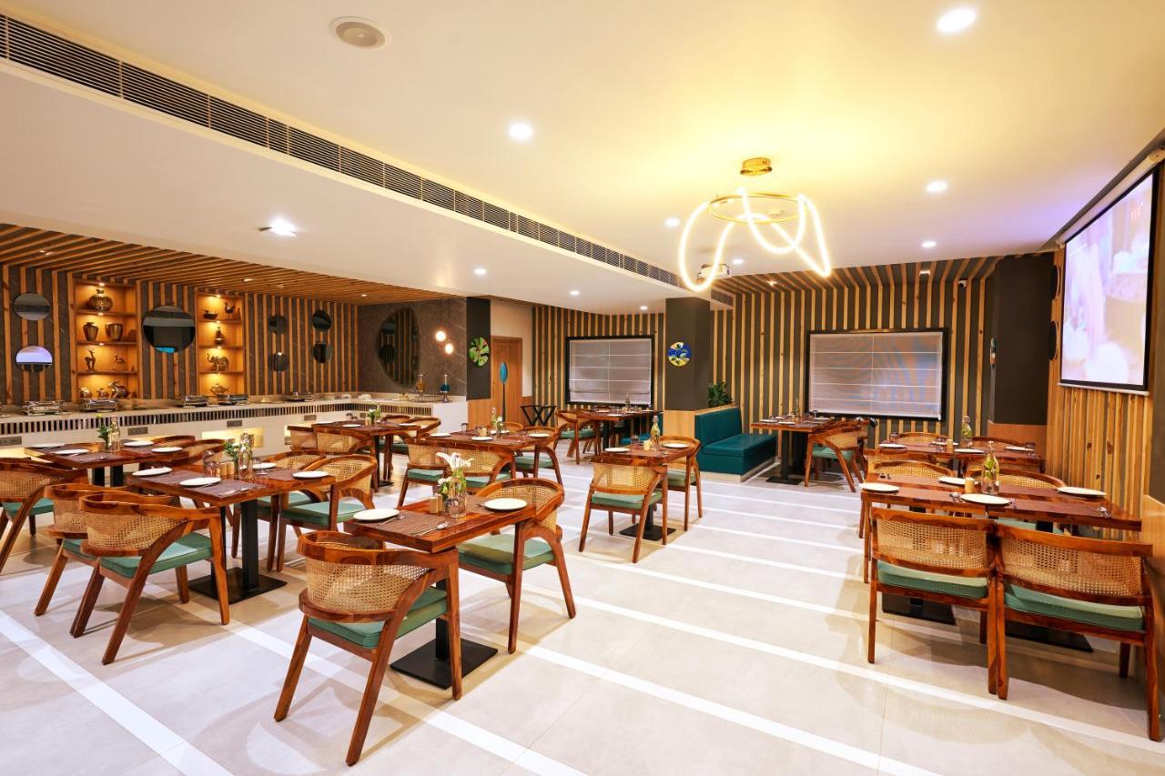 Visthara Hotel Bengaluru Kültér fotó